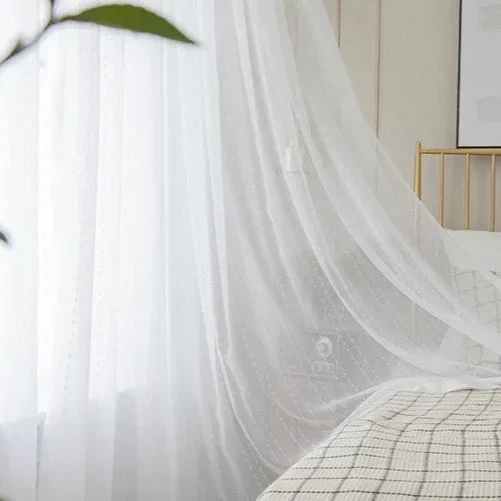 Voile-Gardine mit feiner Punkt-Stickerei