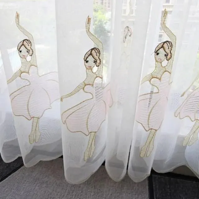 Kindergardine mit Ballerina-Stickerei für Mädchen