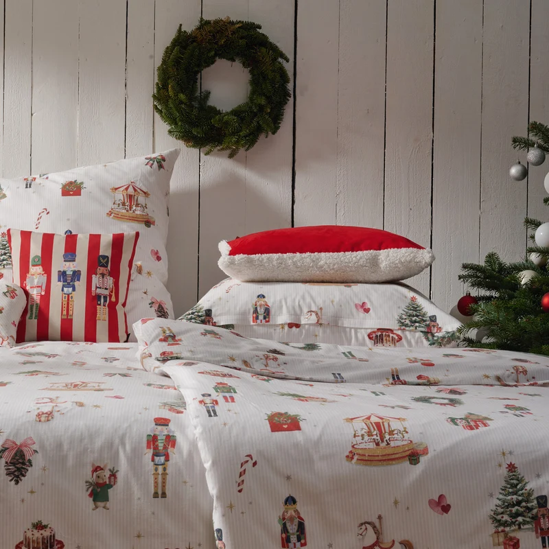 APELT Noel Bettwäsche Flanell Weihnachts- und Wintermotive auf zarten Wäschestreifen
