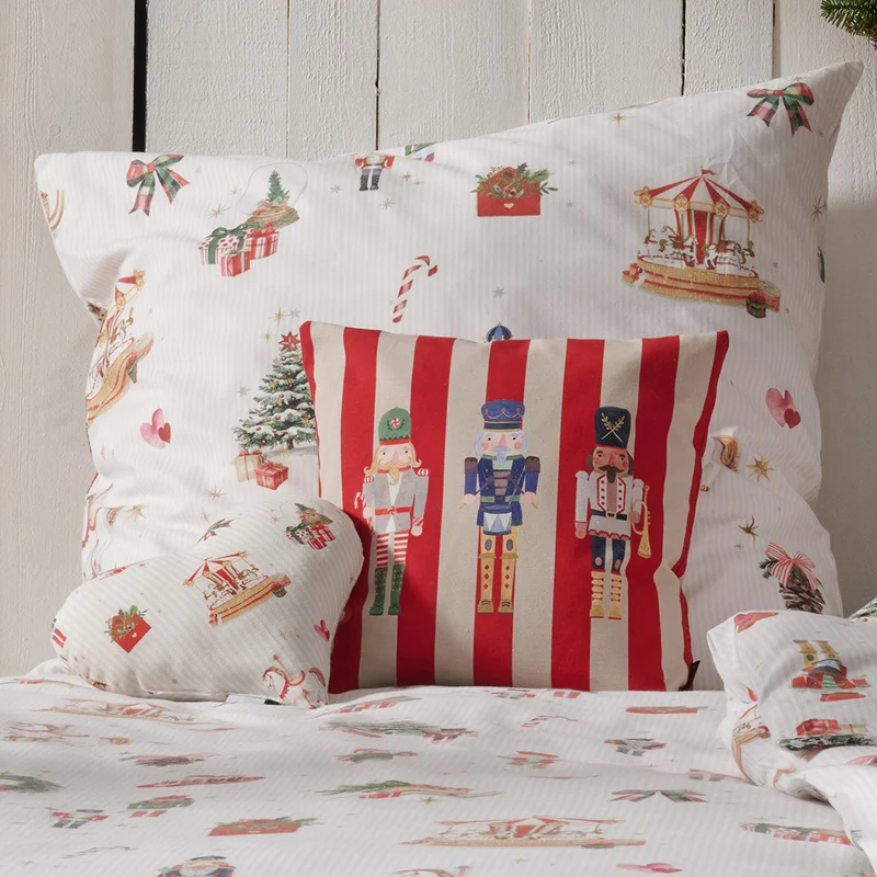 APELT Noel Bettwäsche Flanell Weihnachts- und Wintermotive auf zarten Wäschestreifen