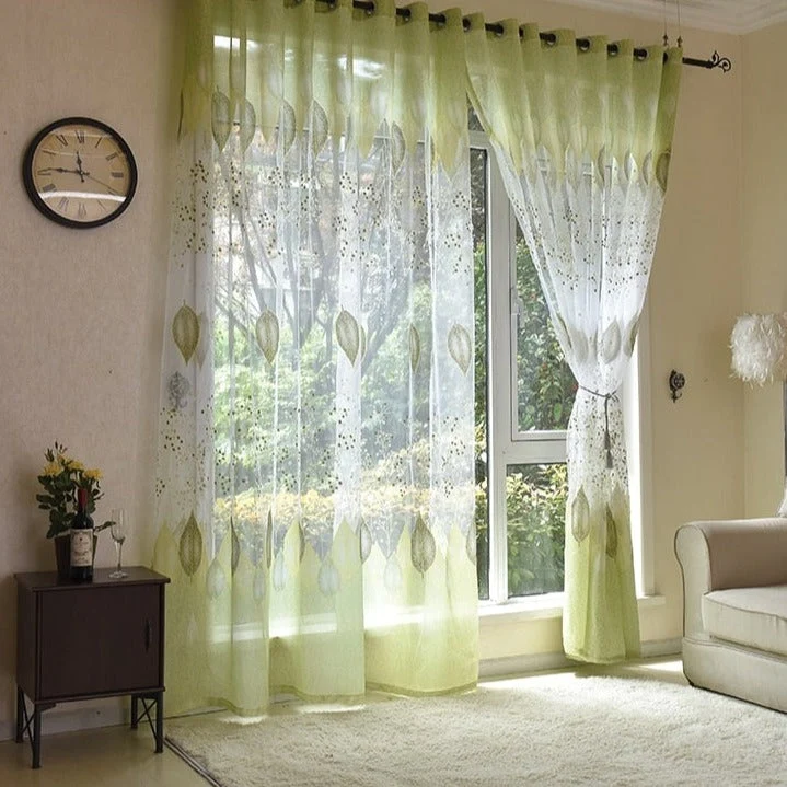 Transparenter Vorhang mit modernem Blatt-Motiv