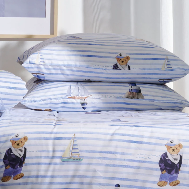 APELT Knut Bettwäsche Baumwoll-Satin Teddy im Yachtstil auf Streifen
