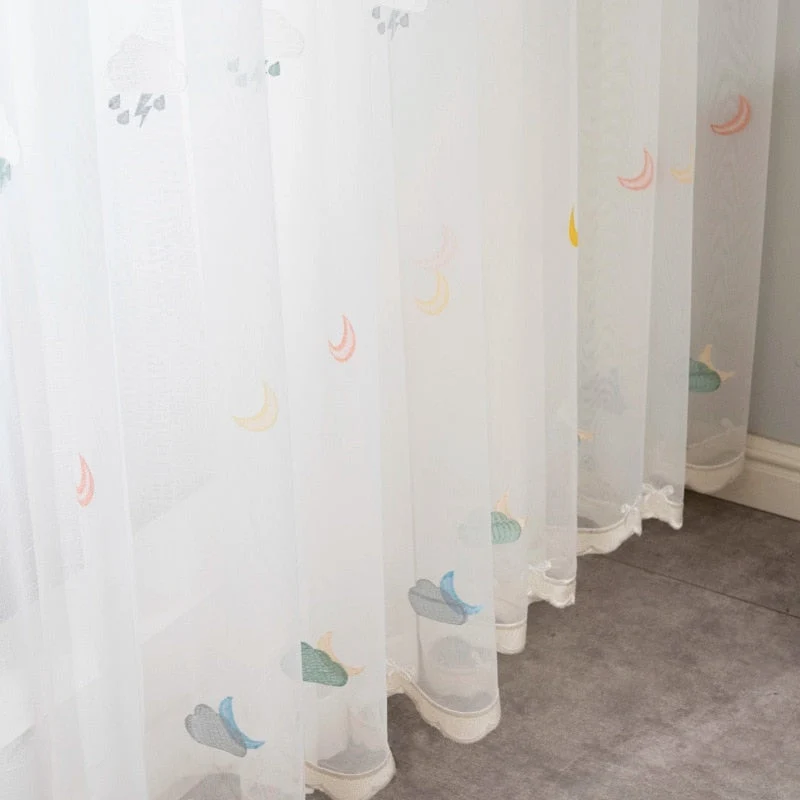 Kinderzimmer Voile-Vorhang mit bunter Stickerei