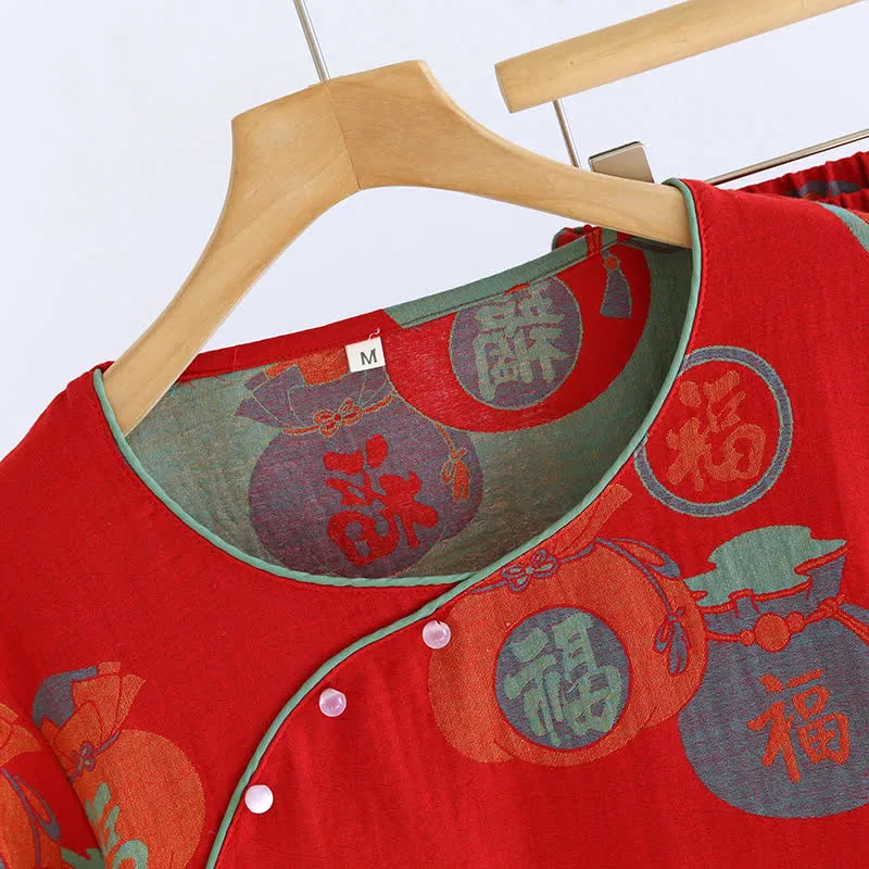 Festlicher roter Baumwoll-Pyjama-Set mit Glücksmotiv