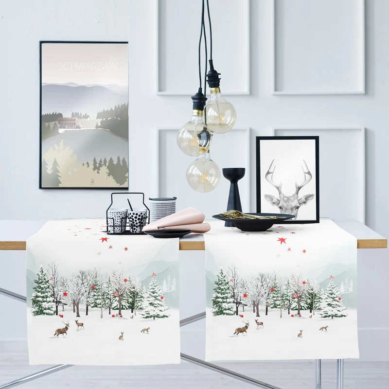 APELT 3712 Läufer Winterwaldmotiv mit Tannen und Waldtieren