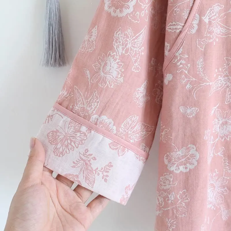 Elegantes Pyjama-Set aus Baumwollgaze mit Froschknöpfen