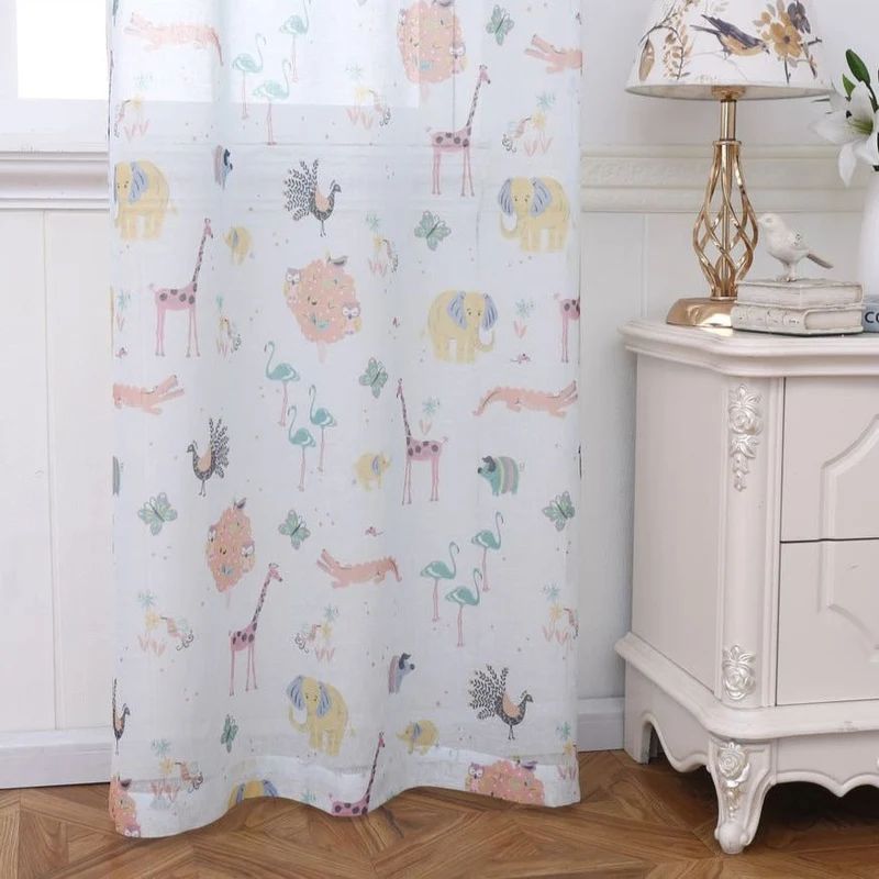 Süße Kinderzimmer Gardine mit Tiermotiven