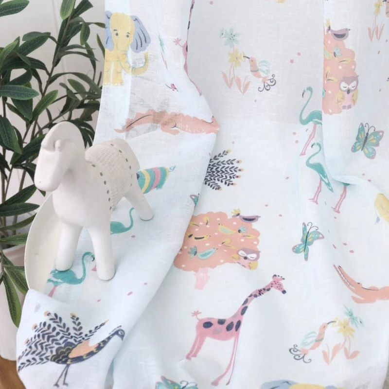 Süße Kinderzimmer Gardine mit Tiermotiven