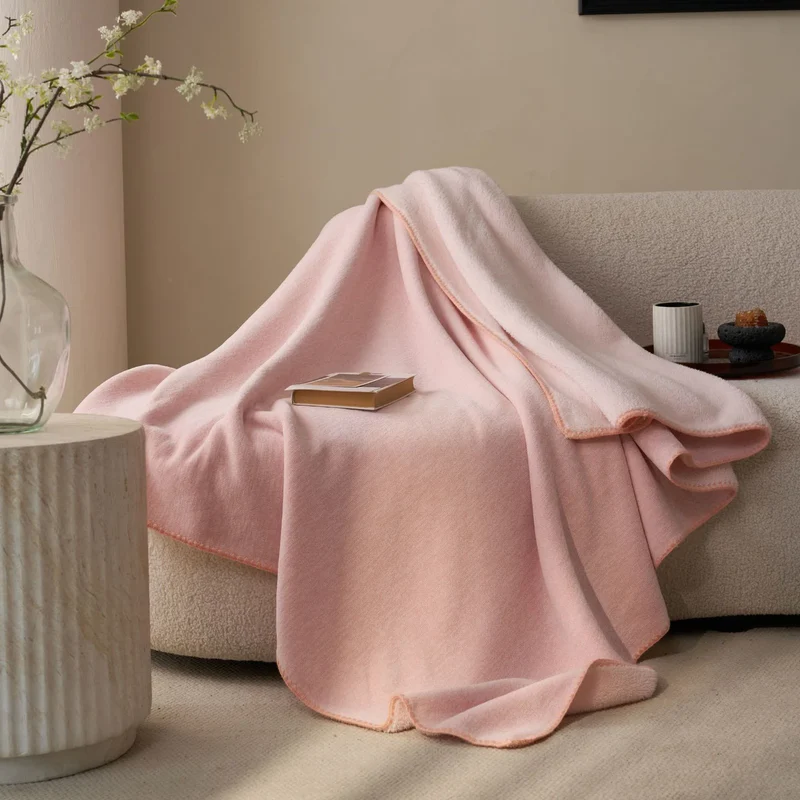 Minimalistische, doppelseitige Sherpa-Fleece-Überwurfdecke