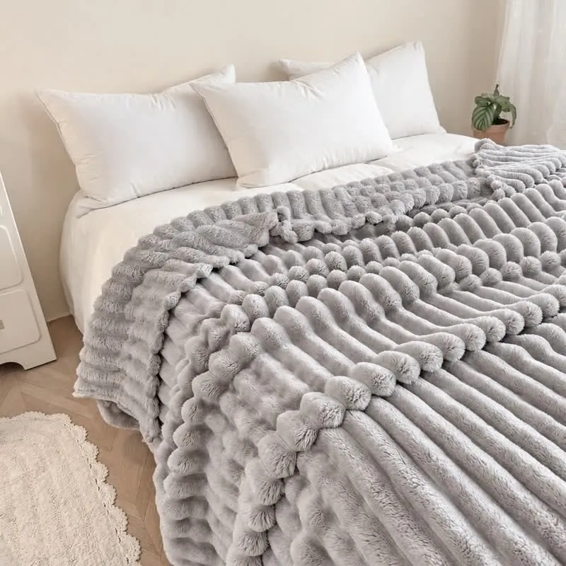 Weiche und warme Kuscheldecke aus Fleece