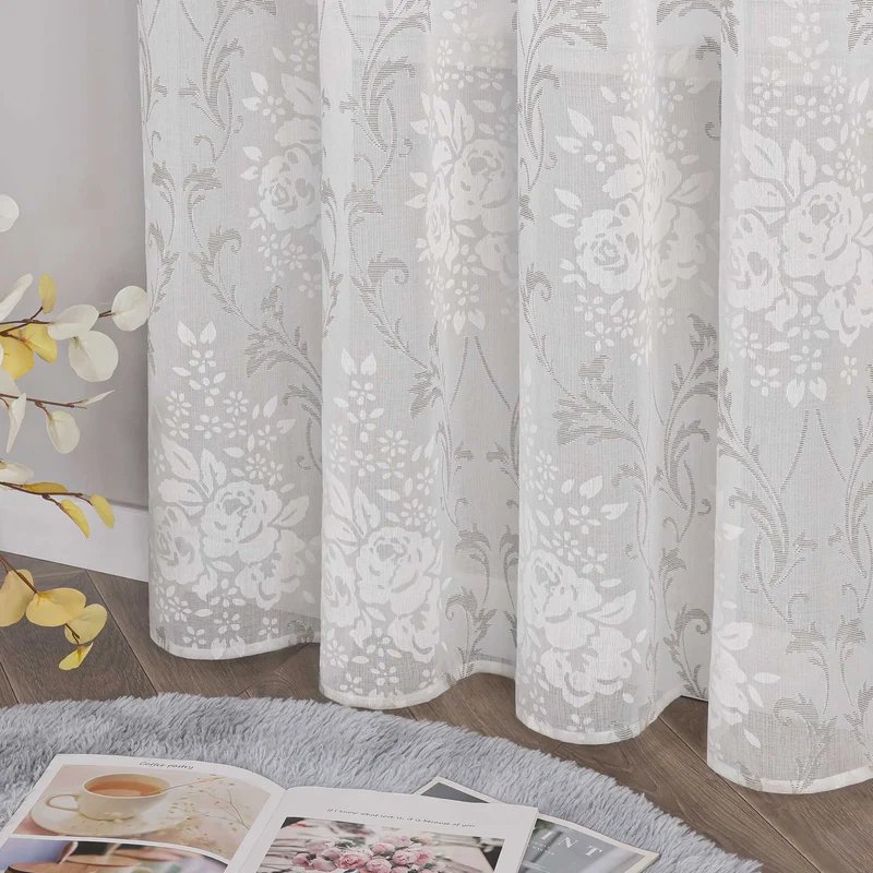 Gardine mit Blumenmuster, einfarbig leicht halbtransparent