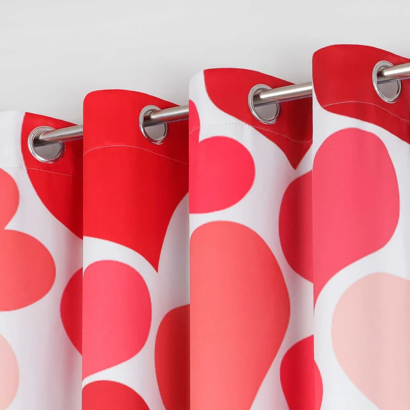 Verdunkelungsvorhang zum Valentinstag Mit Herzdesign