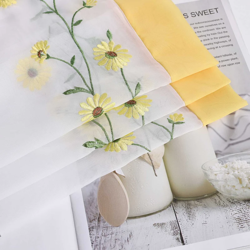 Scheibengardinen Landhausstil Transparent mit kleiner Gänseblümchen-Stickerei