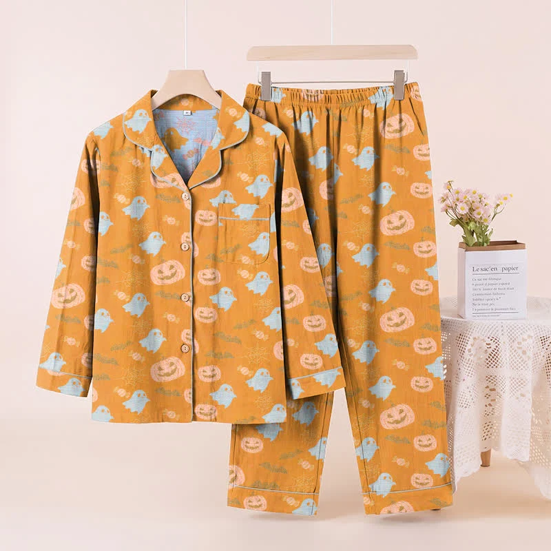 Niedliches Loungewear-Set aus Baumwolle mit Geister- und Kürbismotiven