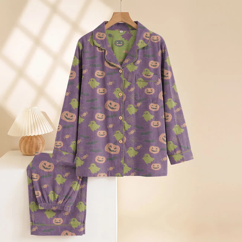 Niedliches Loungewear-Set aus Baumwolle mit Geister- und Kürbismotiven