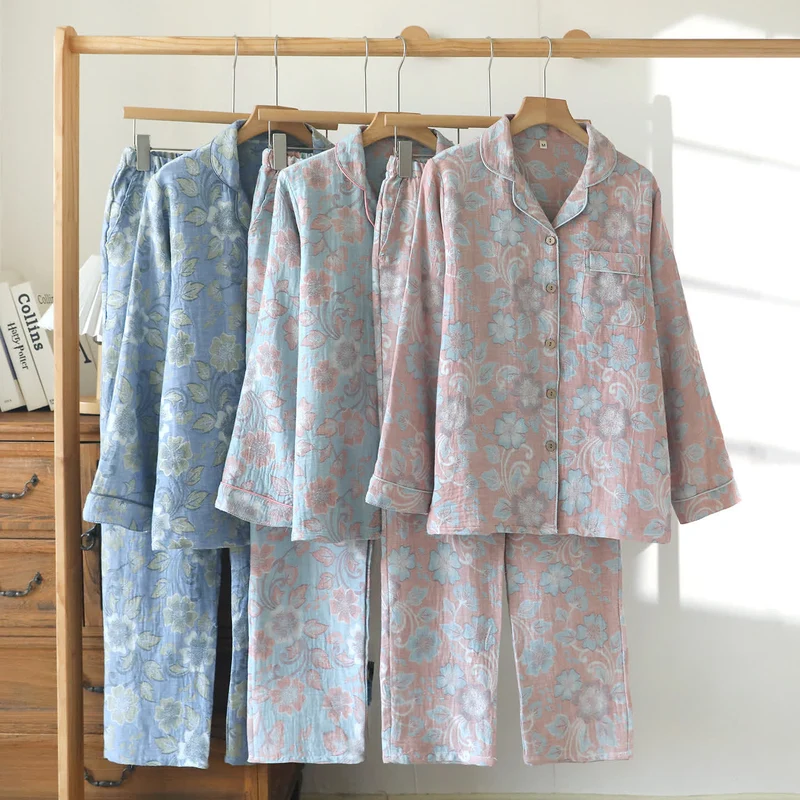Luftiges Loungewear-Set aus Baumwollgaze mit Blumenmuster