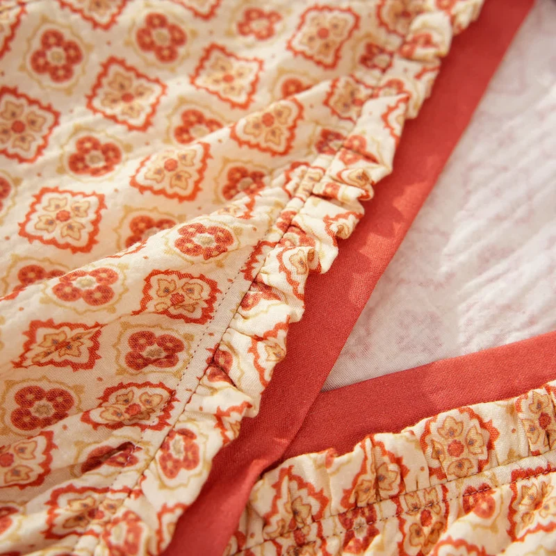 Loungewear-Set aus Baumwolle mit geometrischem Rüschenbesatz