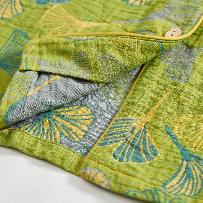 Naturinspiriertes Loungewear-Set aus Baumwolle mit Ginkgoblattmuster