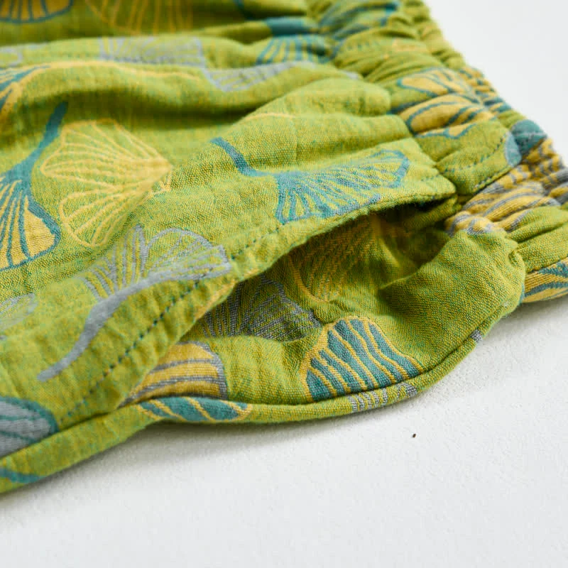 Naturinspiriertes Loungewear-Set aus Baumwolle mit Ginkgoblattmuster