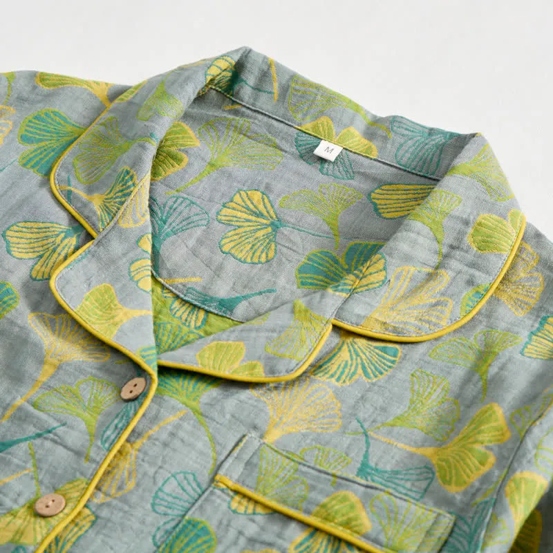 Naturinspiriertes Loungewear-Set aus Baumwolle mit Ginkgoblattmuster