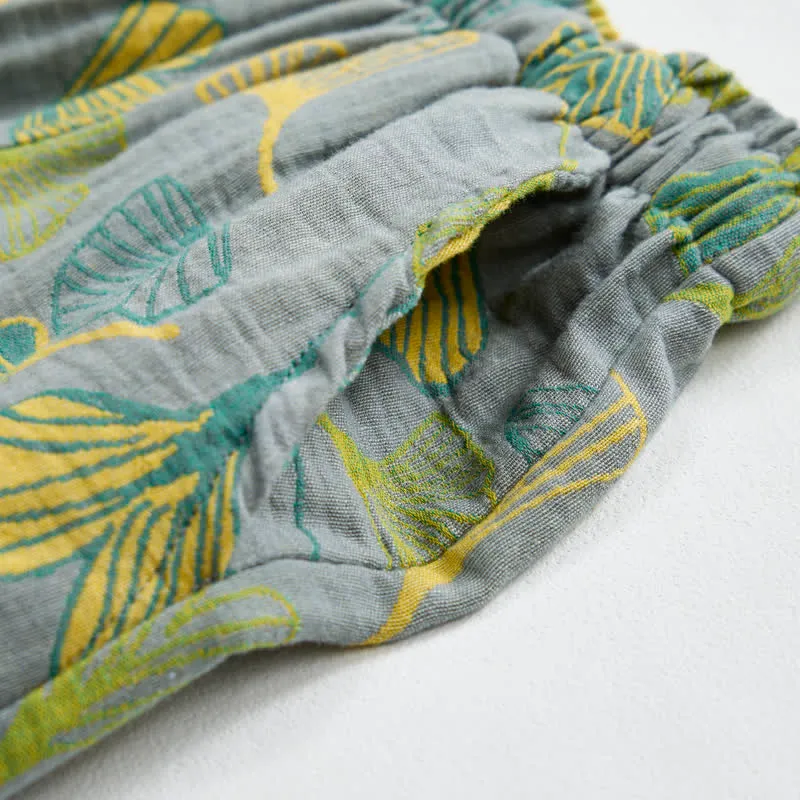 Naturinspiriertes Loungewear-Set aus Baumwolle mit Ginkgoblattmuster