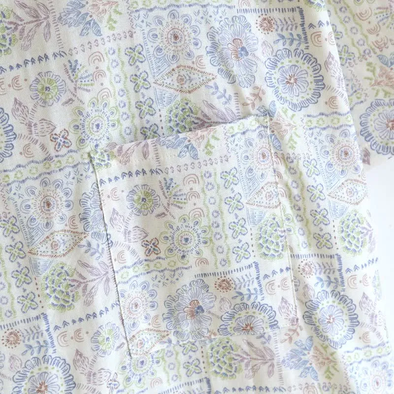 Kimono-Bademantel aus Baumwolle mit ethnischem Vintage-Blumenmuster