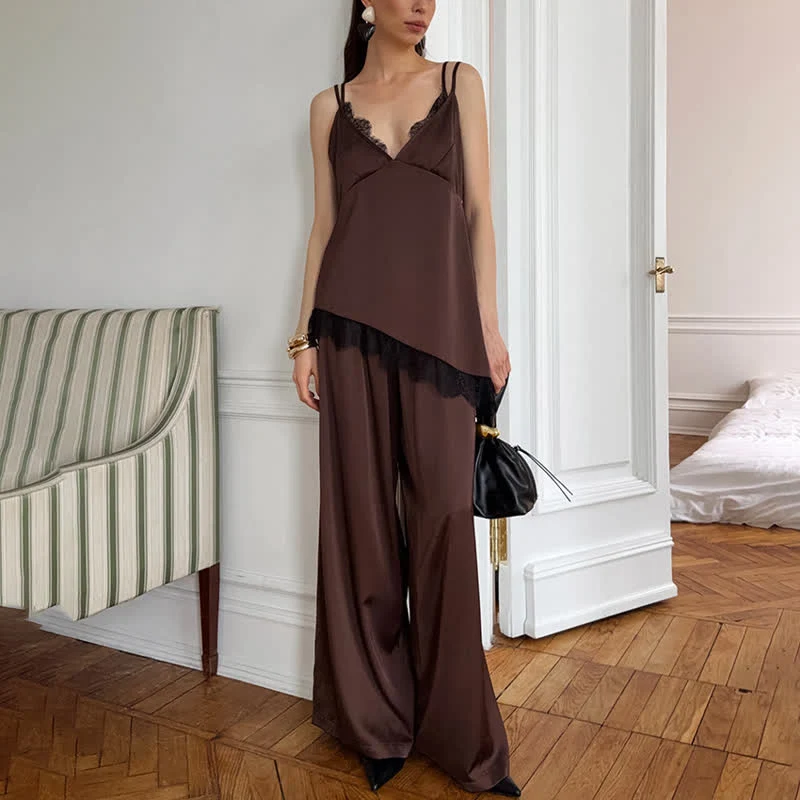 Elegantes Lounge-Set mit Camisole-Besatz und Spitzenbesatz