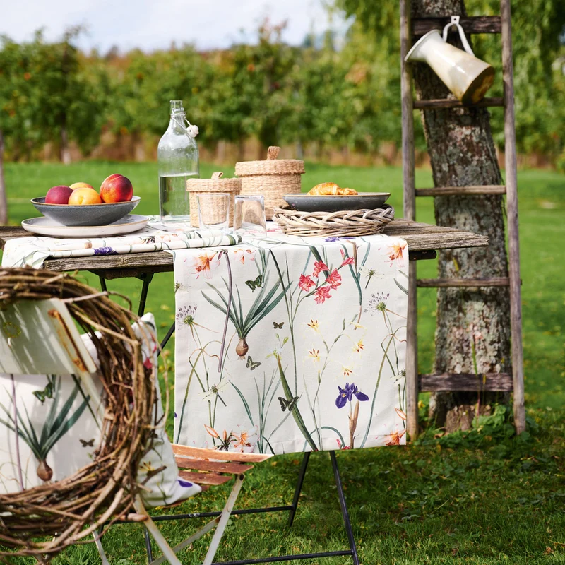 APELT 6720 Kissen Frühjahrsblüten Motiv
