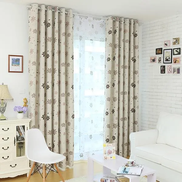 Moderner Verdunkelungsvorhang mit Blumen-Design