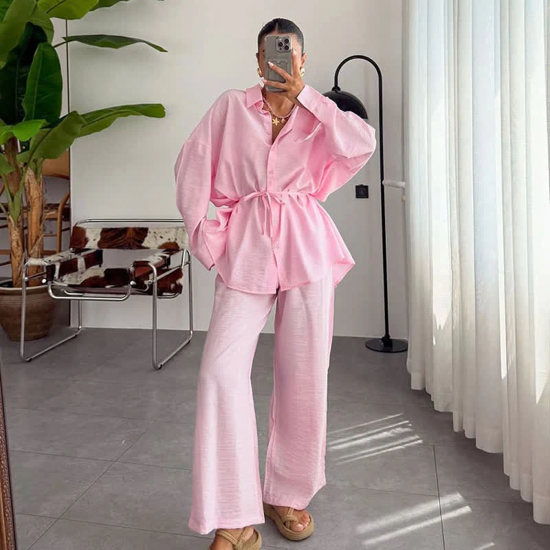 Loungewear-Set aus einfarbigem, strukturiertem Crinkle-Gewebe