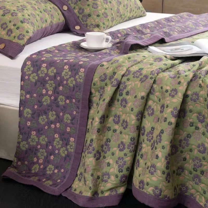 Landhaus-Baumwoll-Doppelgaze-Steppdecke mit Blumenmuster