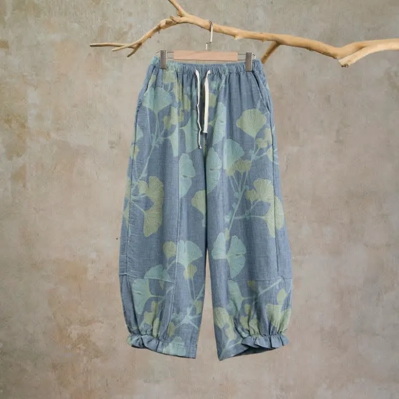 Retro-Loungewear-Hose aus Baumwolle mit botanischem Ginkgoblatt-Motiv