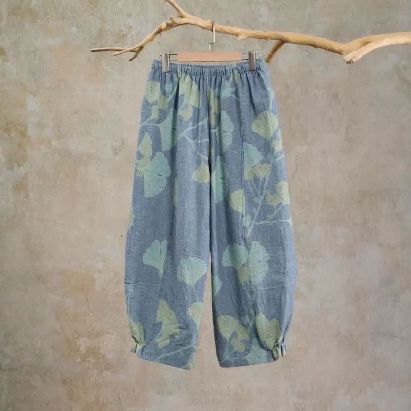Retro-Loungewear-Hose aus Baumwolle mit botanischem Ginkgoblatt-Motiv