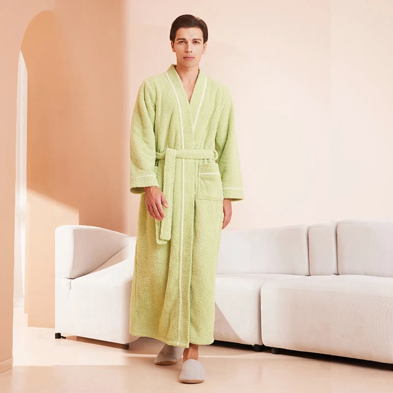 Bequemer, langer Bademantel aus Fleece in Volltonfarbe