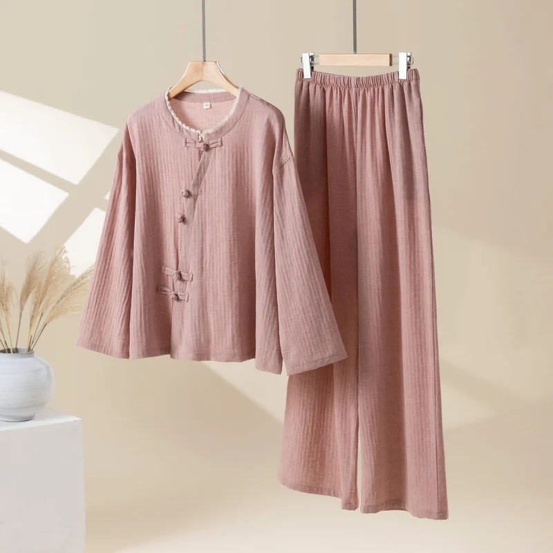 Einfarbiges Loungewear-Set aus Baumwolle mit Froschknöpfen
