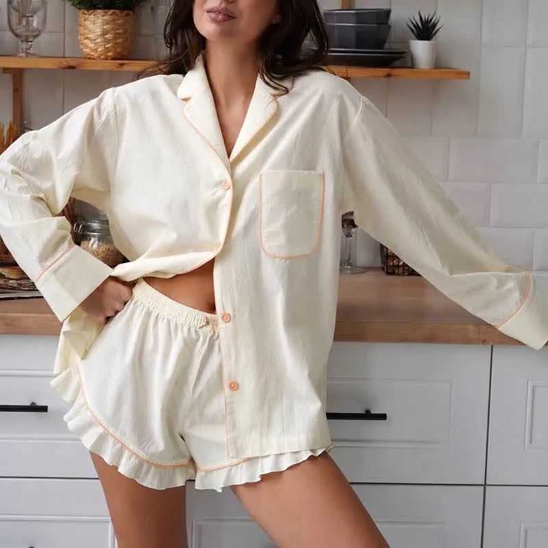 Schickes Loungewear-Set aus Baumwolle mit Rüschensaum