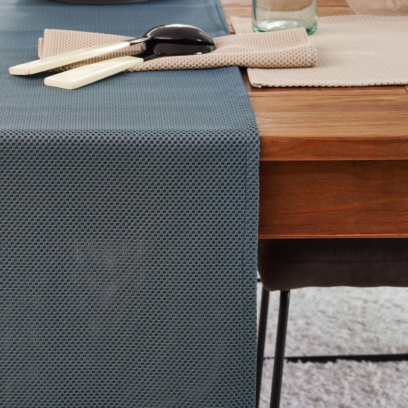 APELT Miles Kissen neues Material im Mesch-Style