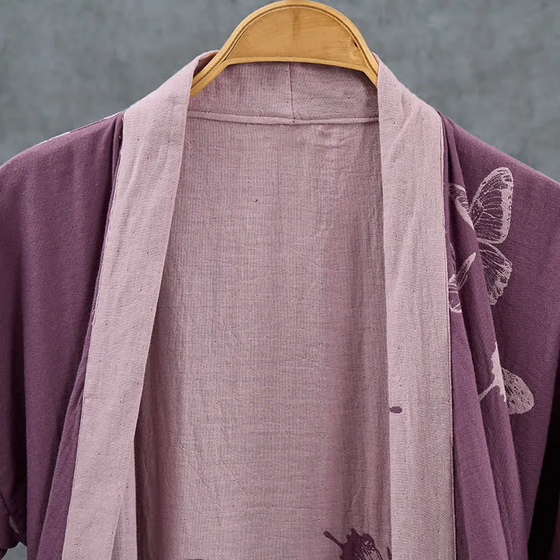 Kimono-Bademantel aus doppellagigem Baumwoll-Doppelgaze mit Schmetterlingsmotiv