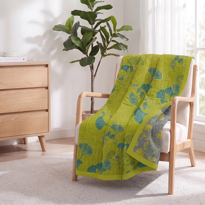 Wende-Steppdecke aus Baumwolle mit Retro-Gartenblumenmuster