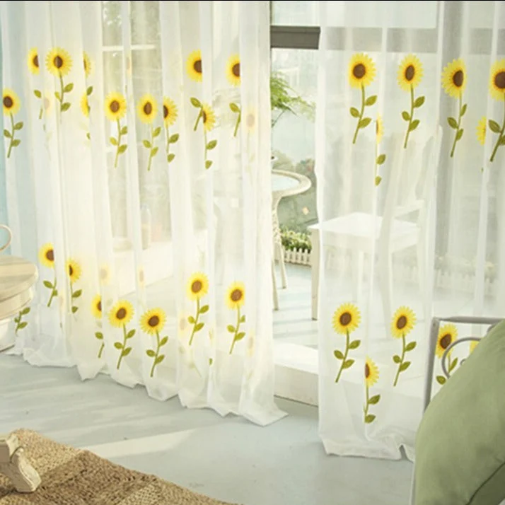 Gardine mit gestickten Sonnenblumen Küche
