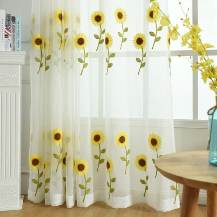 Gardine mit gestickten Sonnenblumen Küche