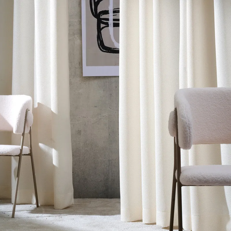 APELT Miles Kissen neues Material im Mesch-Style