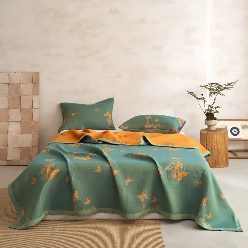 Elegante Baumwoll-Steppdecke mit Schmetterlingsmuster