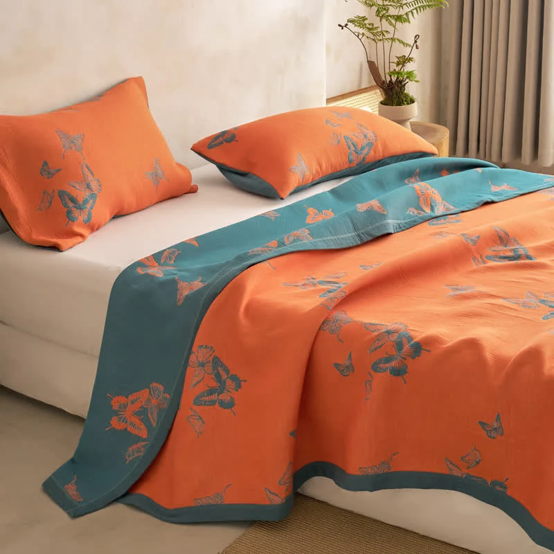 Elegante Baumwoll-Steppdecke mit Schmetterlingsmuster