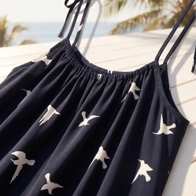 Lounge-Kleid aus Baumwolle mit Vogelmuster und Bindebändern