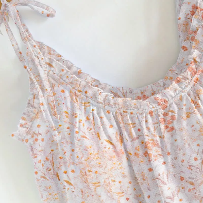Loungewear-Set mit zartem Blumenmuster und Trägern