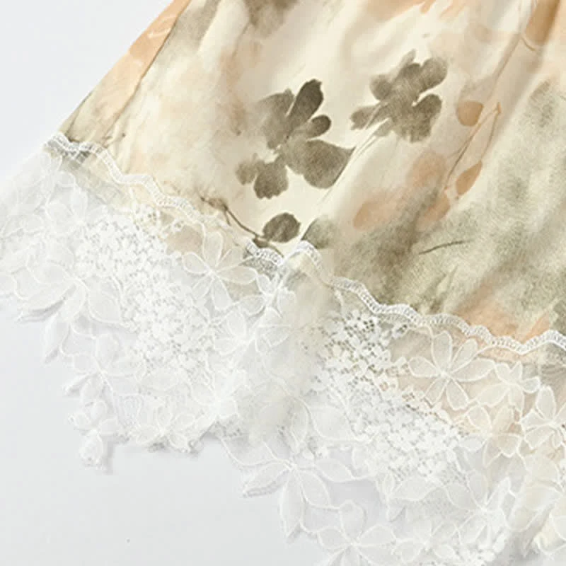 Beige Lounge-Set mit Camisole-Top und floraler Spitze