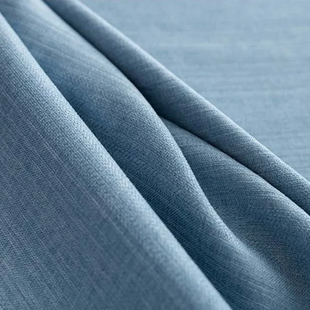 Strukturierter Verdunkelungsvorhang in Blau
