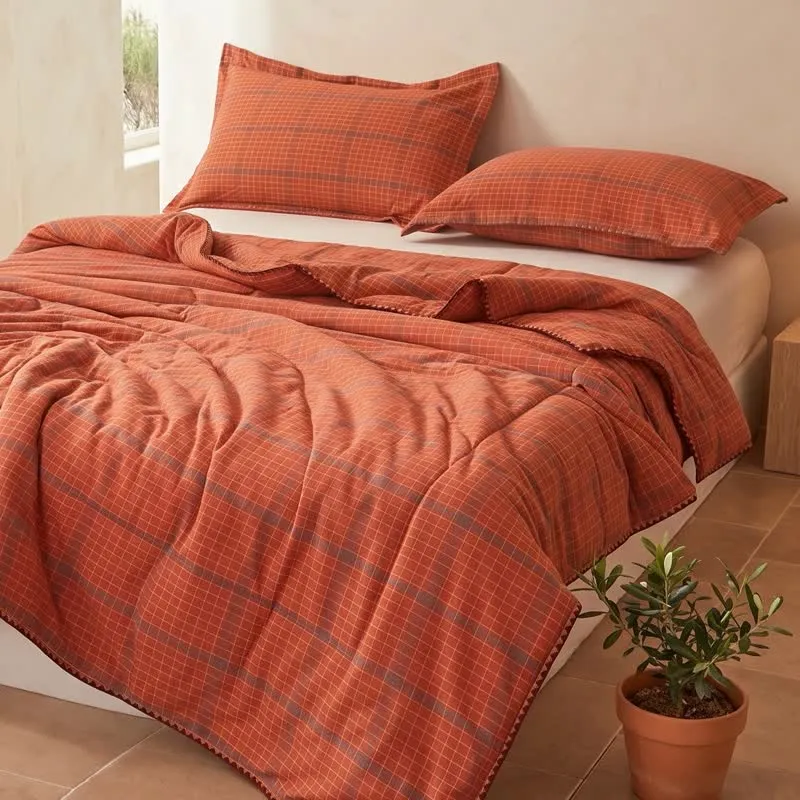 Sommerdecke aus garngefärbter, orange karierter Baumwolle