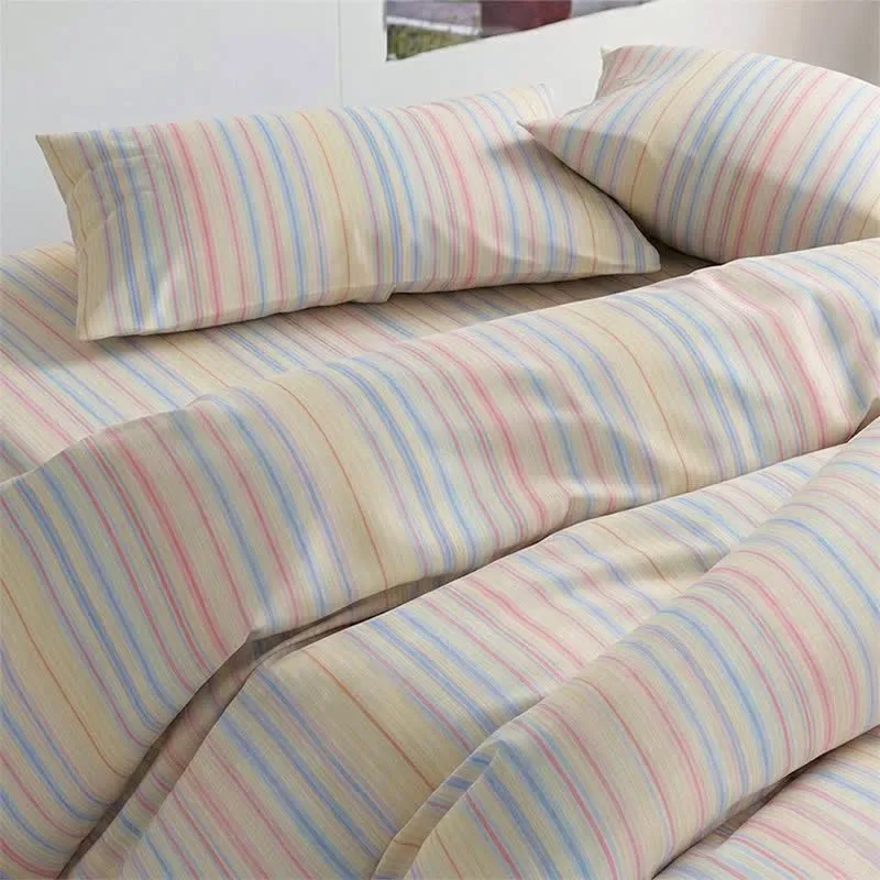Minimalistisches Bettwäscheset im Pastell-Nadelstreifen-Stil für Studentenwohnheime